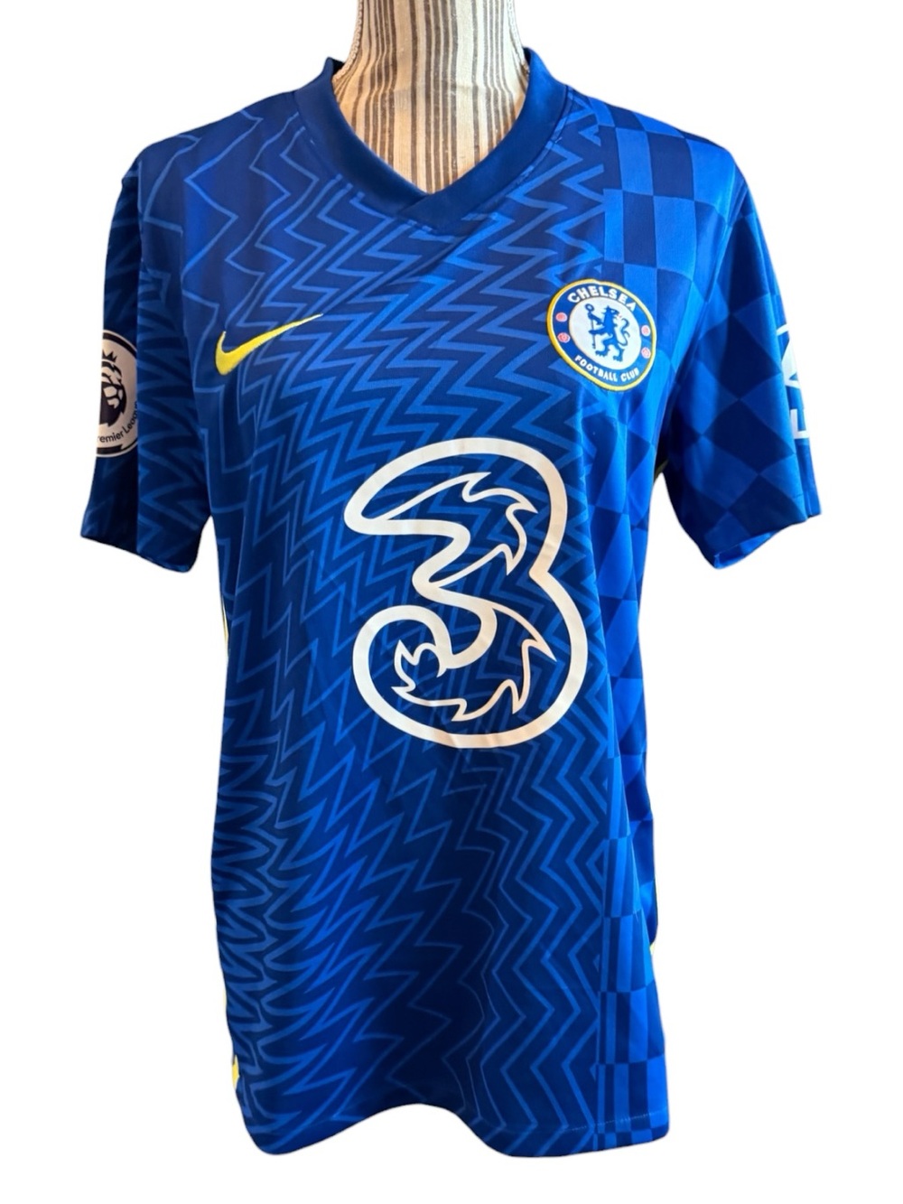 Nike Blue Chelsea Football Club Graphic Home Shirt medium
